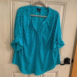 🖤 Torrid Size 2 Mini Heart Shirt 🖤